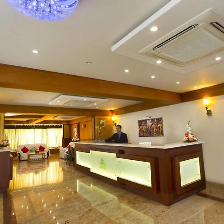 Atlas Airport Hotel Apartment เนดุมบัสเซรี ภายนอก รูปภาพ