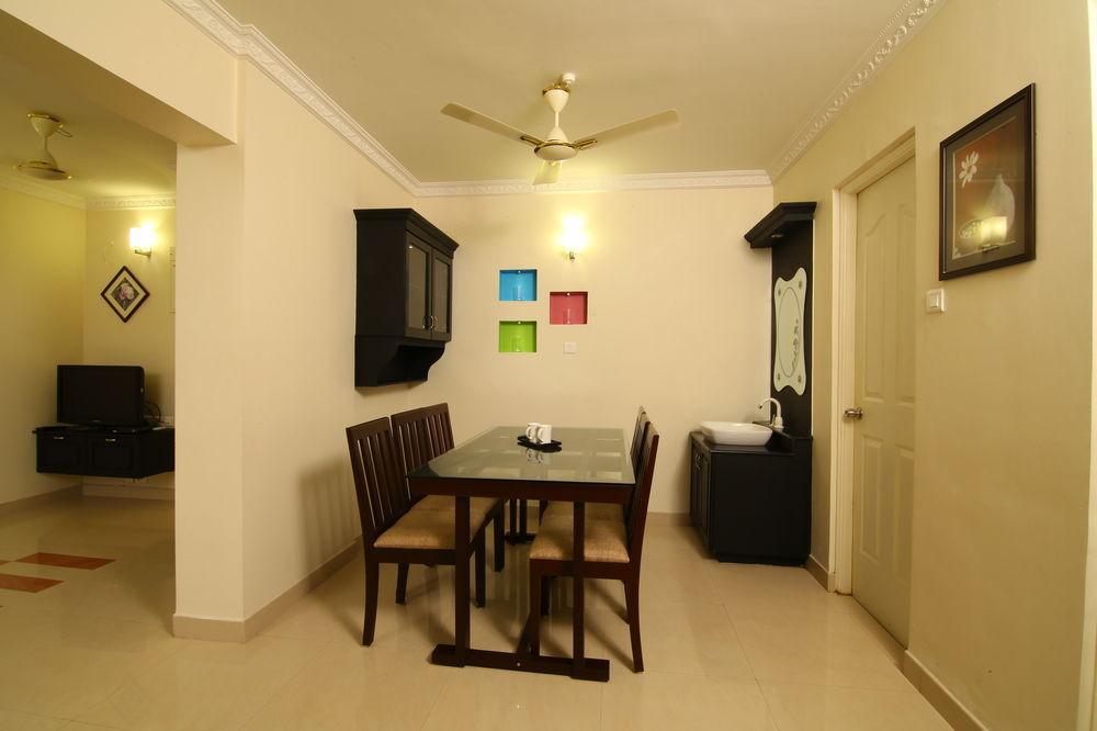 Atlas Airport Hotel Apartment เนดุมบัสเซรี ภายนอก รูปภาพ