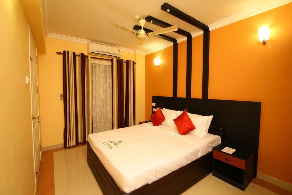 Atlas Airport Hotel Apartment เนดุมบัสเซรี ภายนอก รูปภาพ